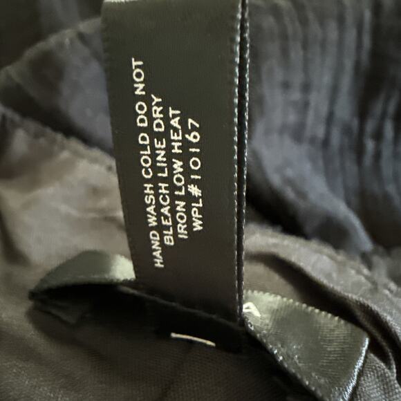 AQUA Crinkle Smocked Maxi Dress Women's XS Black Square Neck Side Zip Closure - Picture 6 of 6